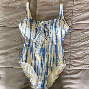 Michael Kors size 10 women’s swimsuit. Blue and white tye dye. Good booty cover
